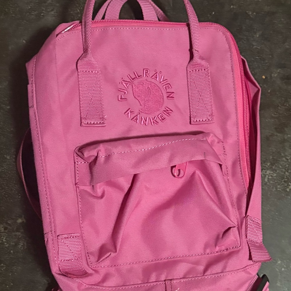 Fjällräven Re-Kånken Pink Backpack